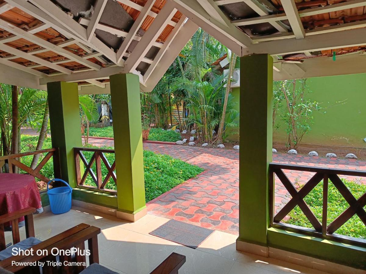 Dunhill Beach Resort Agonda Luaran gambar